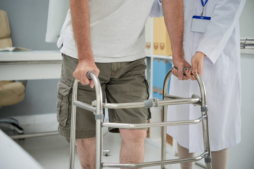 lesioni midollari, studio clinico italiano, innovazione, busto, paraplegia, pazienti