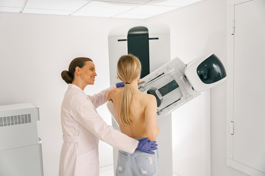 tumore al seno, test genomici, ricerca, oncologia mammaria , medicina di precisione 